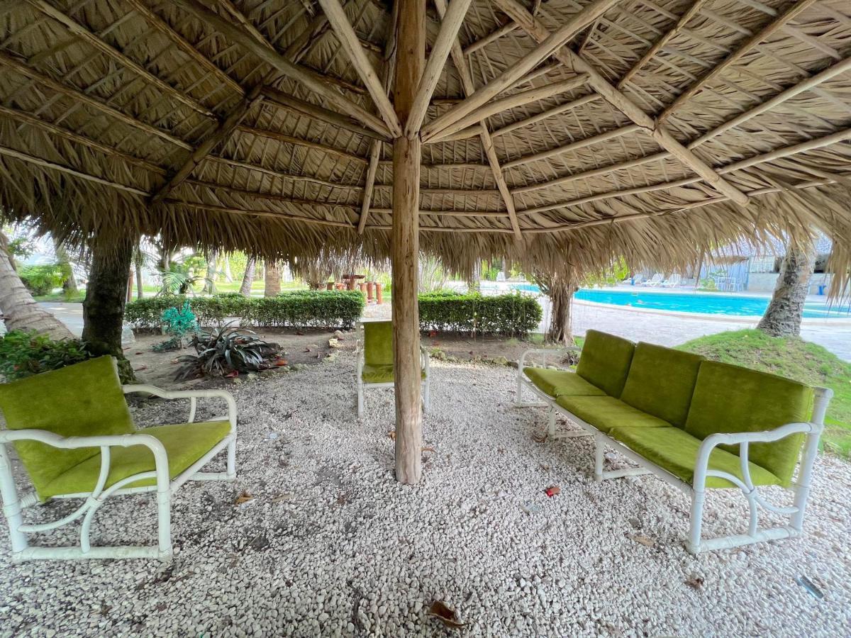 Vacation Suites With Rooftop Pool, Beach Club, Spa, Restaurants - Ducassi Collection - Playa Los Corales プンタ・カナ エクステリア 写真